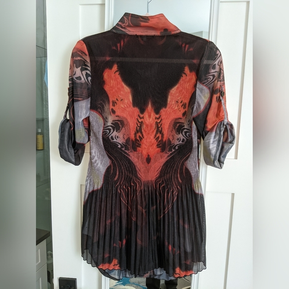 Bellissima top. - Picture 2 of 2